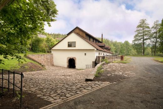 Vodní hamr Dobřív / Pamětní síň Jindřicha Mošny